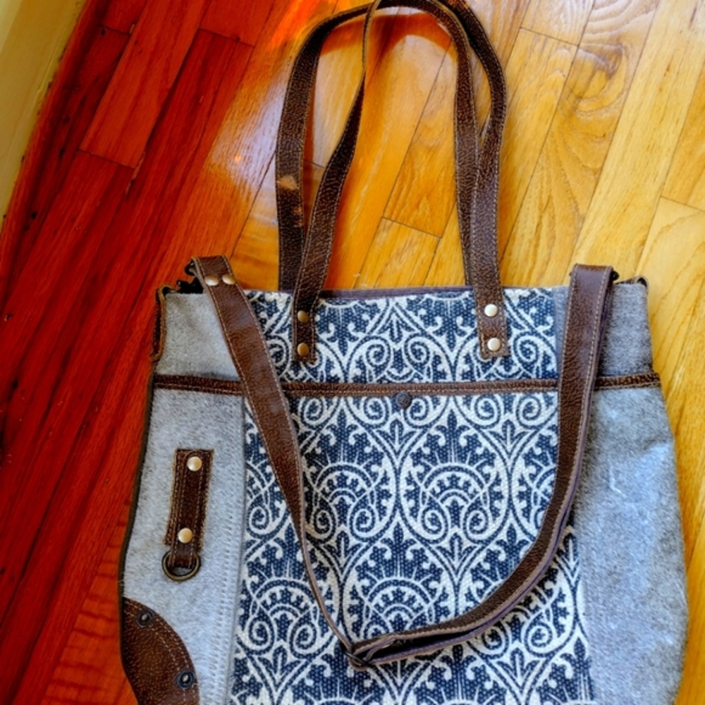 Myra Bag Purse, Satchel W/ shoulder strap - NWOT